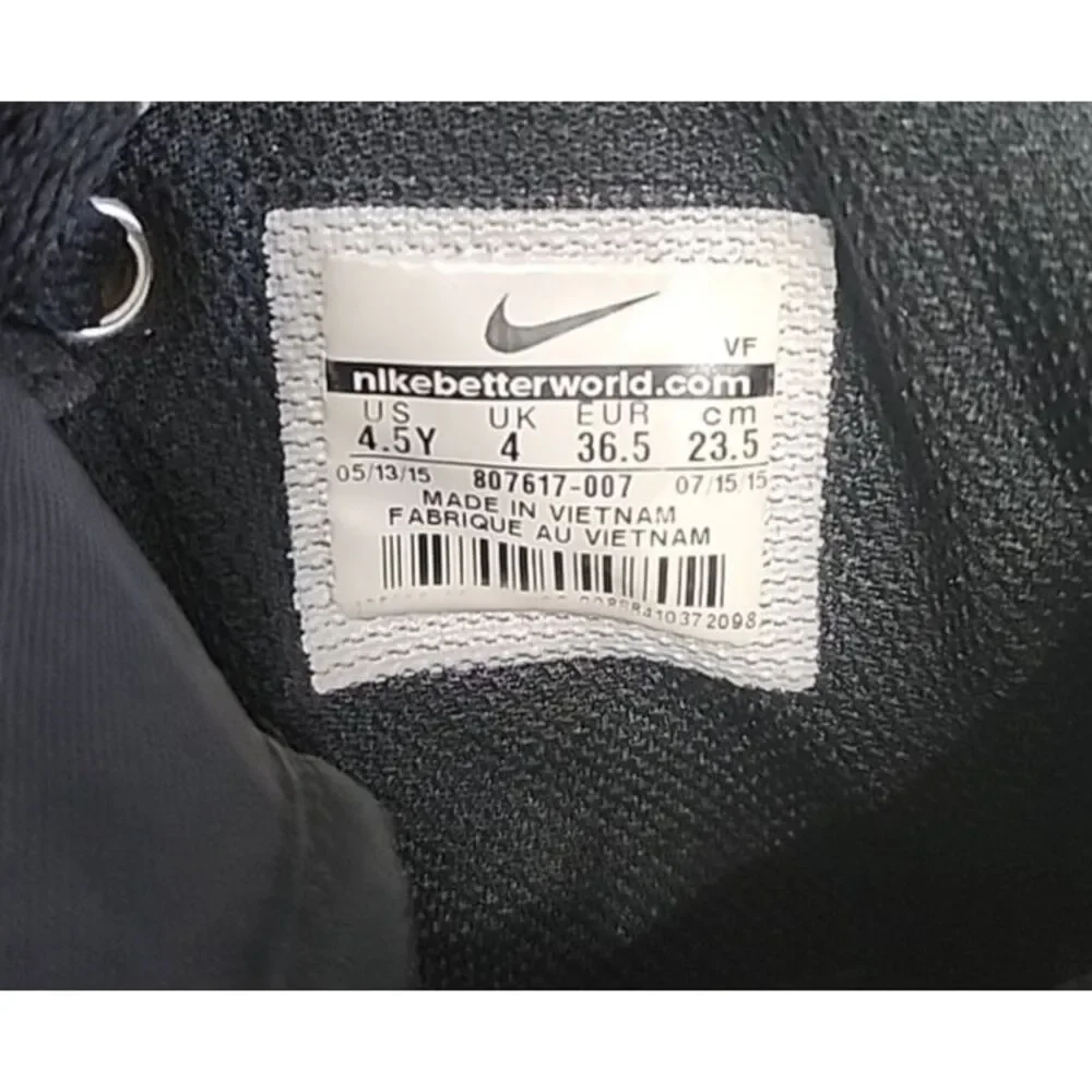 NIKE Air Force 1 Hi LV8 807617-007 Youth size 4.5‎  Gum Bottom Sneaker